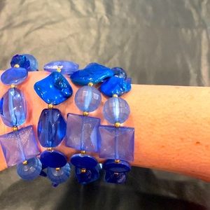 Costume set of 4 blue tones beaded bracelets
